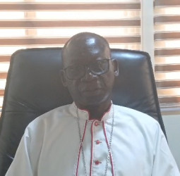 Bishop urges Catholics to use their rosary in prayers