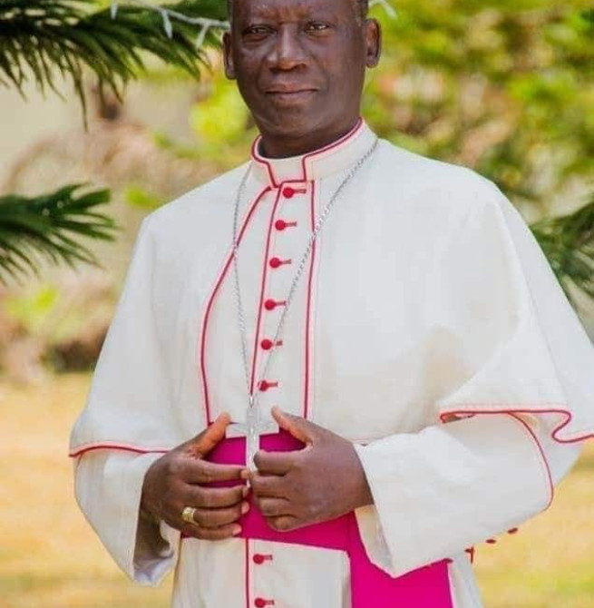 Bishop urges Catholics to use their rosary in prayers