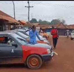 Adankwame: Taxi Drivers Clash With Pragia Riders Over Takeover Of 30-Year-Old Lorry Station