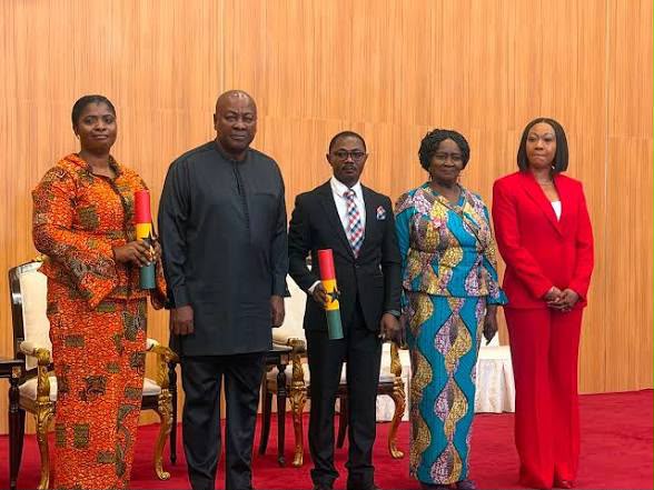 Political Scientist Calls for Independent-Minded Persons on Public Boards