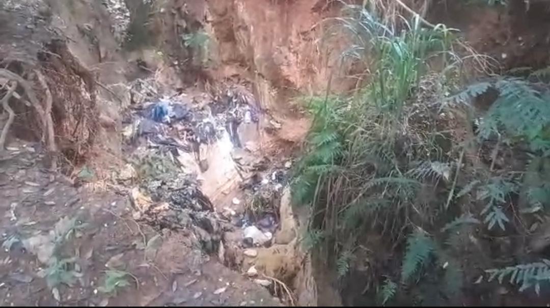 Abesim-Dominase residents appeal for waste containers