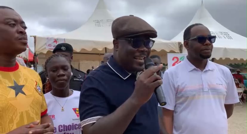 Bono Minister singles out Sompa FM for praise