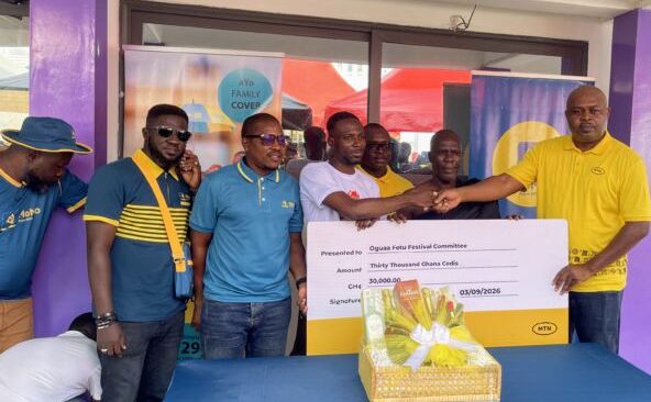 MTN Ghana Reaffirms Dedication Towards Oguaa Fetu Afahye with GH¢30,000 Cash Donation