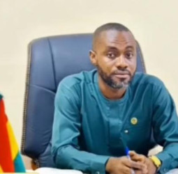 Sunyani MCE urges cooperation from traders. commercial drivers