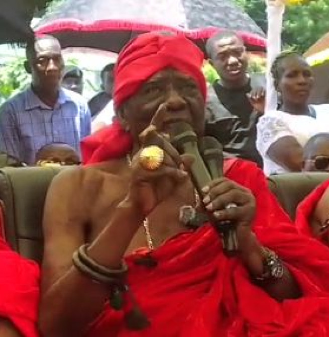 Cape Coast Fast Becoming Lawless City: Oguaa Omanhene Bans Fancy Dress Float After 7pm, Threatens Arrest of Band Participants After Midnight